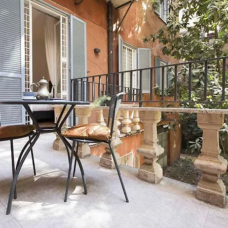 Apartment Bernini Near The Trevi Fountain - 4 Bedroom *