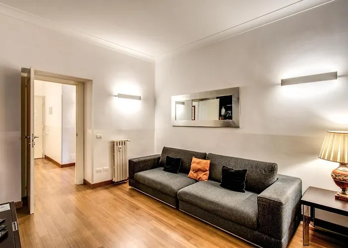 Daire Bernini Near The Trevi Fountain - 4 Bedroom